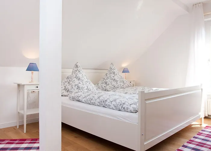 Lillesand Konukevi 3*