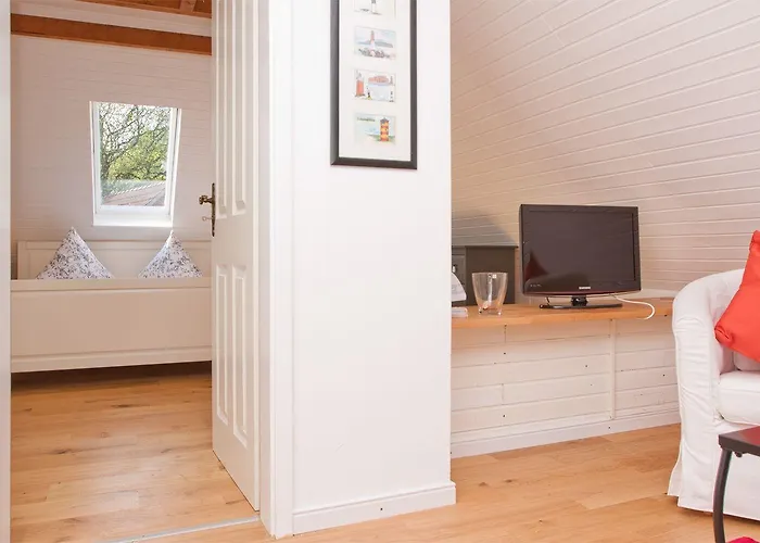 Lillesand 3* Esens